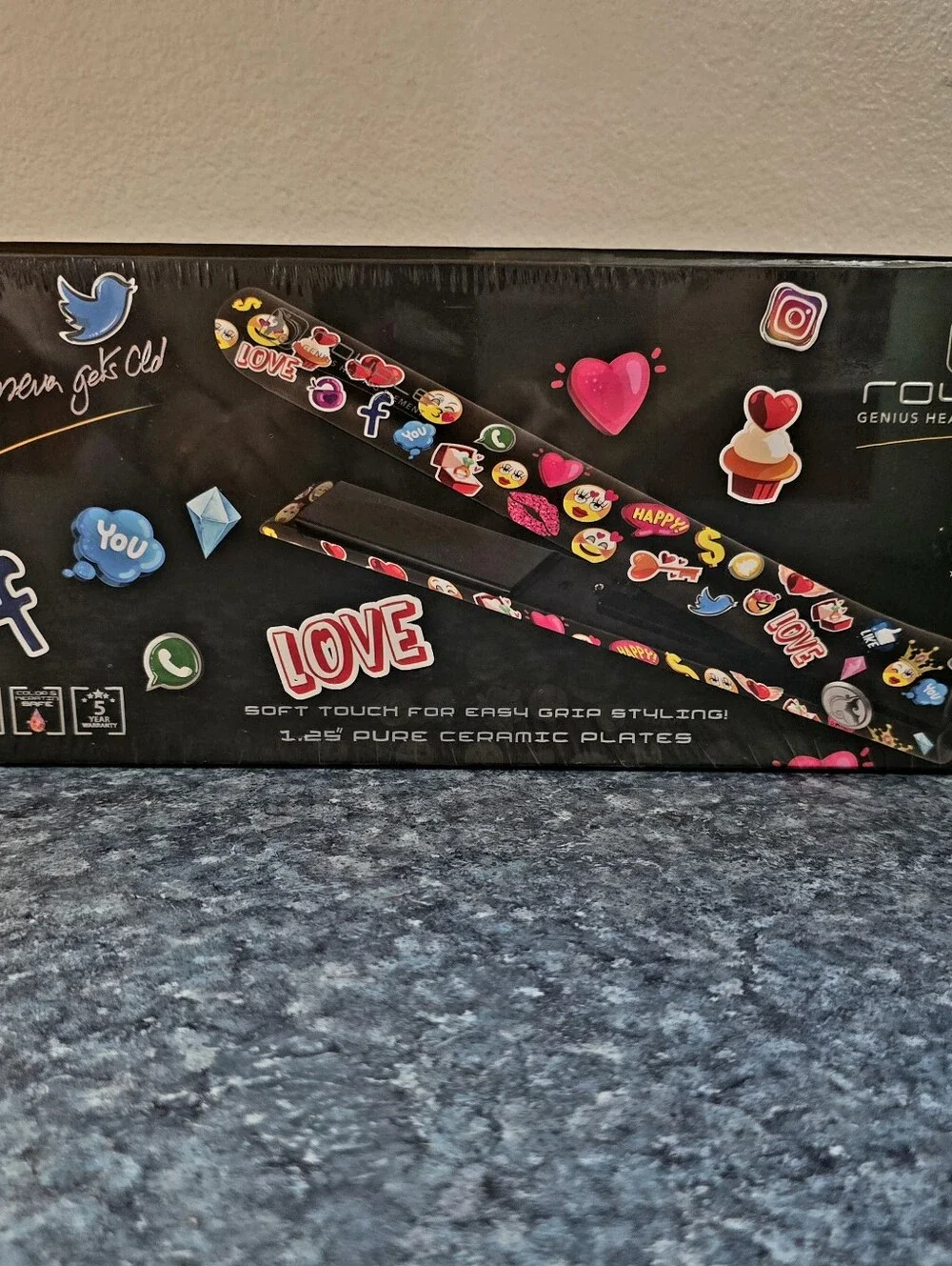 Royale USA Flat Iron In Emoji Collectible Box
